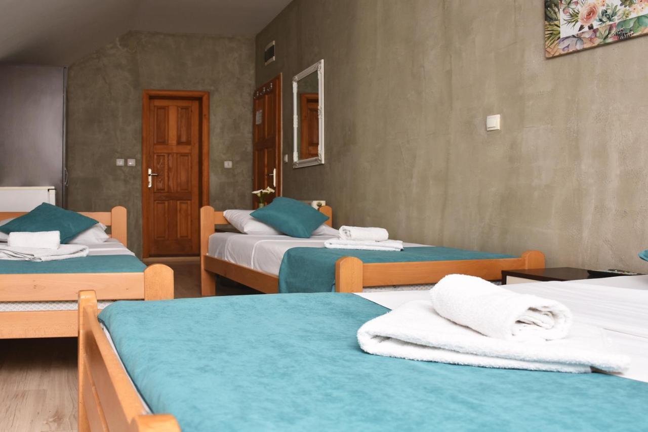 Guest House Villa Mir Kragujevac Exterior photo