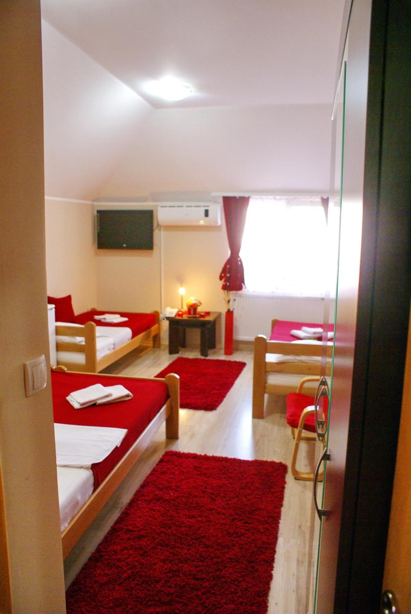 Guest House Villa Mir Kragujevac Room photo